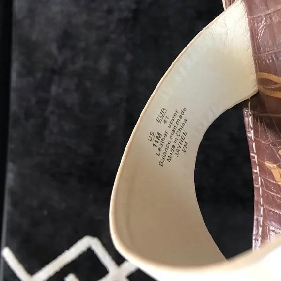 Sam Edelman Jaynee T-Strap Heel Sandals - Picture 13 of 16